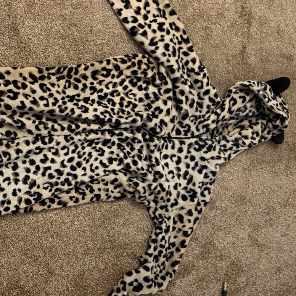 Leopard Print women’s fuzzy One Piece/pajamas